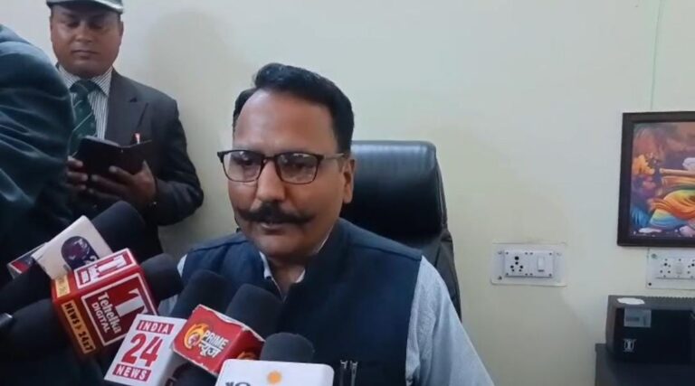 जिलाधिकारी ललित मोहन रयाल