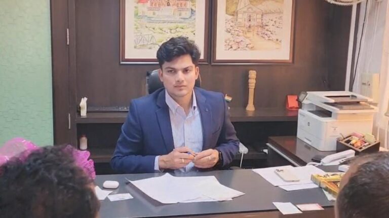 प्रतीक जैन, प्रबंध निदेशक (GMVN)