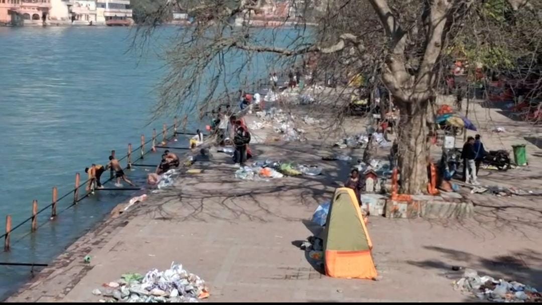 बदहाल गंगा घाट