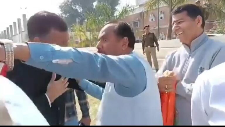 पुलिस अधिकारी और दर्जाधारी मंत्री में तीखी नोकझोंक