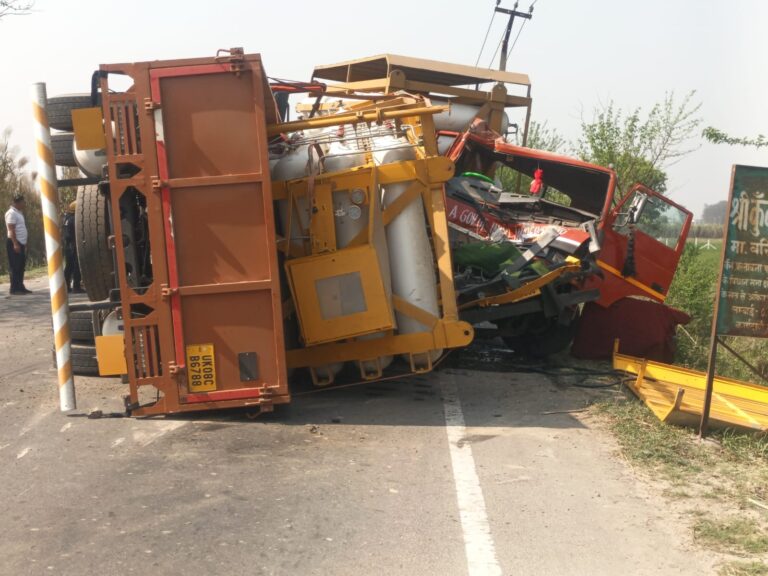 सीएनजी ट्रक एक्सीडेंट