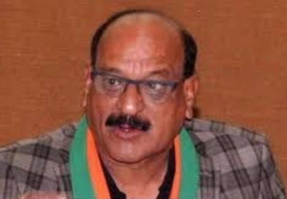 स्वास्थ्य मंत्री सुबोध उनियाल