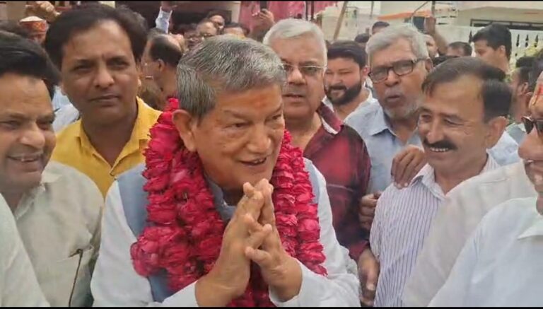 हरीश रावत की फ्रूट पार्टी