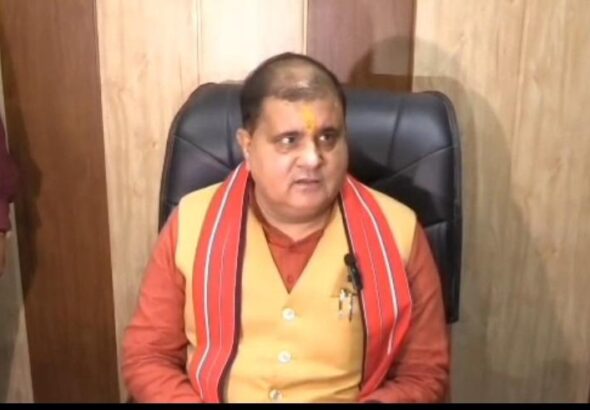 फर्जी पत्र