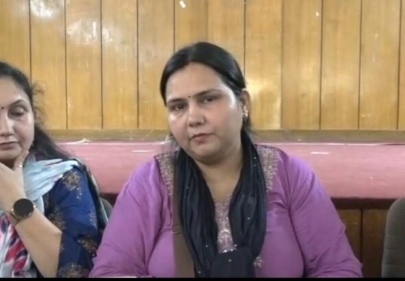 पीड़ित मां