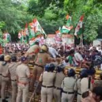 रुद्रपुर में यूथ कांग्रेस का कलेक्ट्रेट घेराव