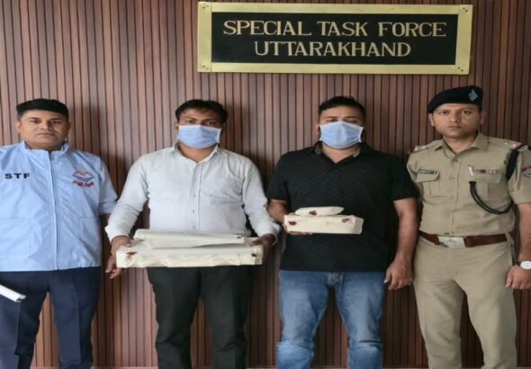 अवैध सिम बॉक्स वाले कॉल सेंटर का भंडाफोड़